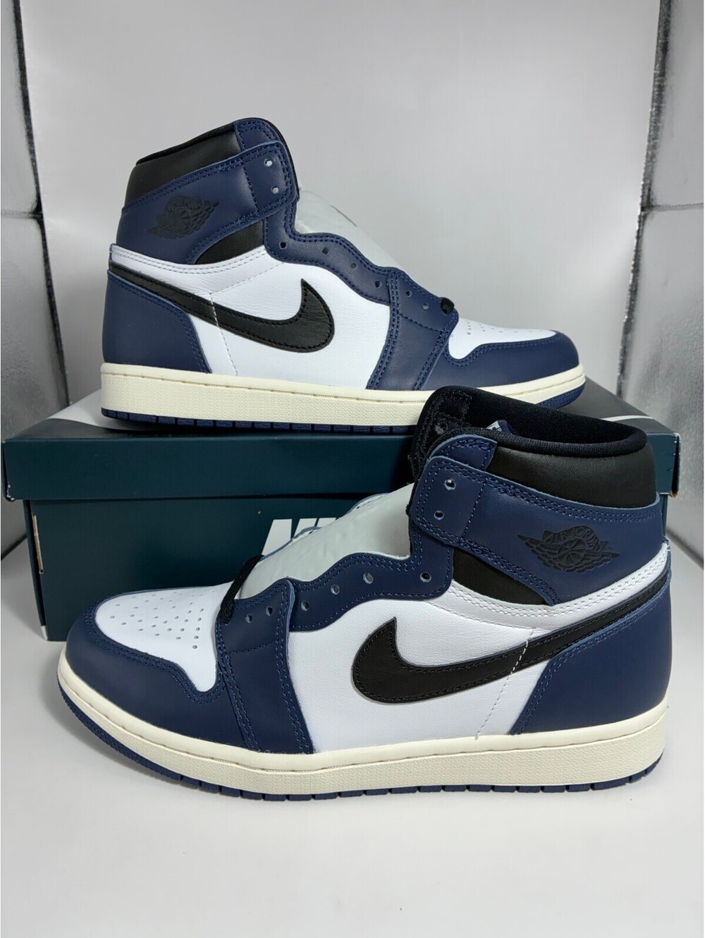 Size 8.5 - Air Jordan 1 Retro OG High Midnight Navy